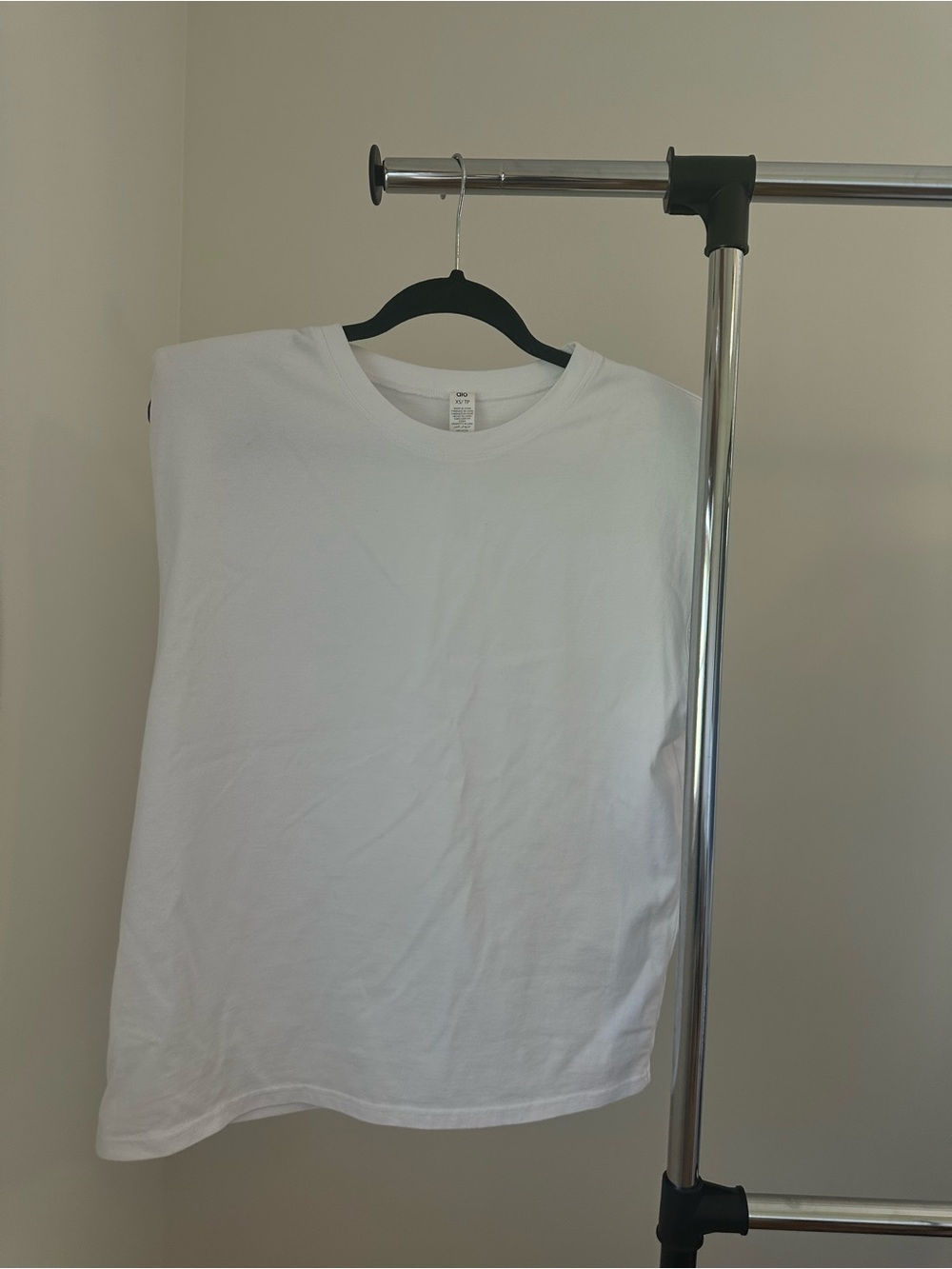 ALO Yoga White Women's Muscle Tee